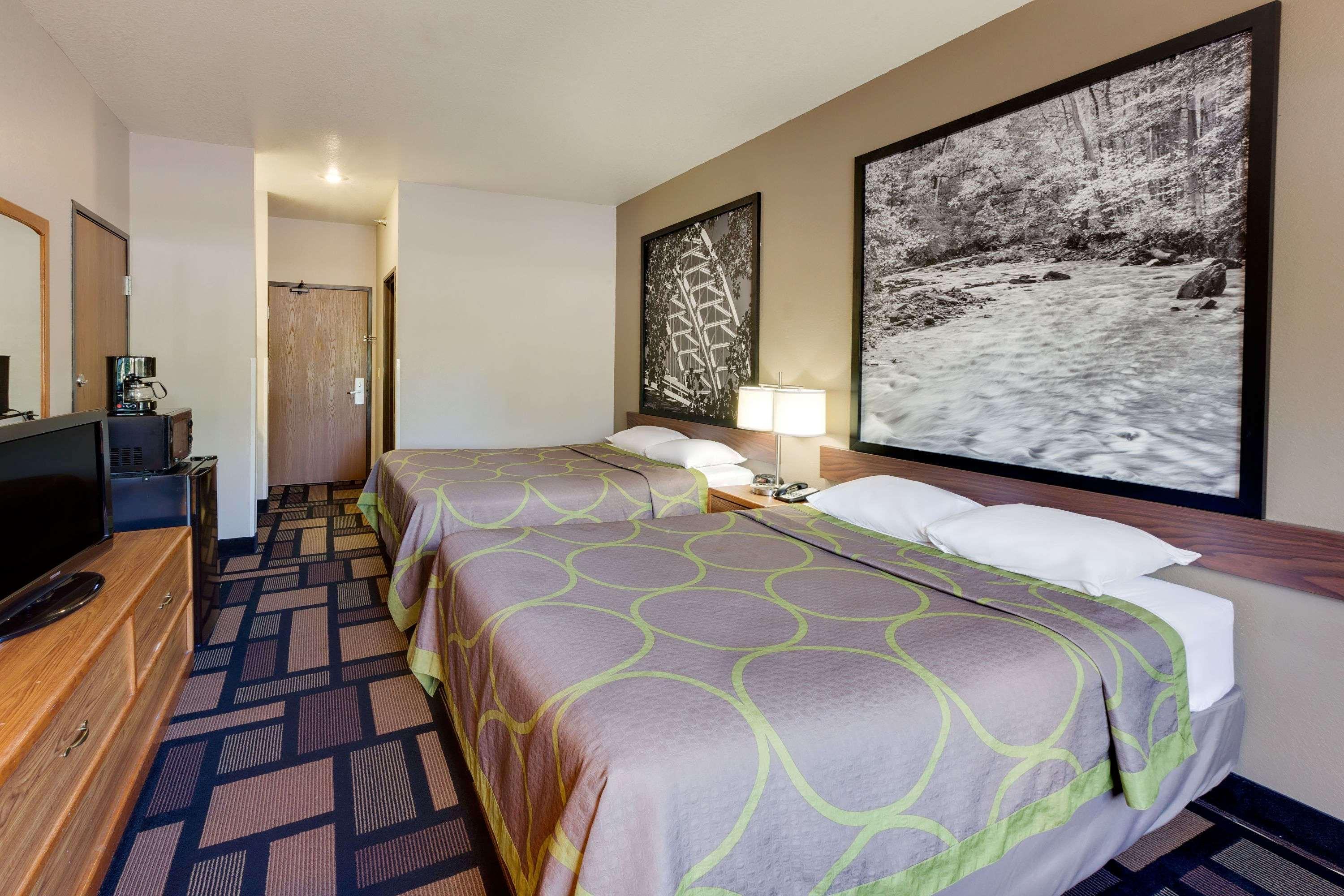 Super 8 By Wyndham Akron S/Green/Uniontown Oh Екстериор снимка