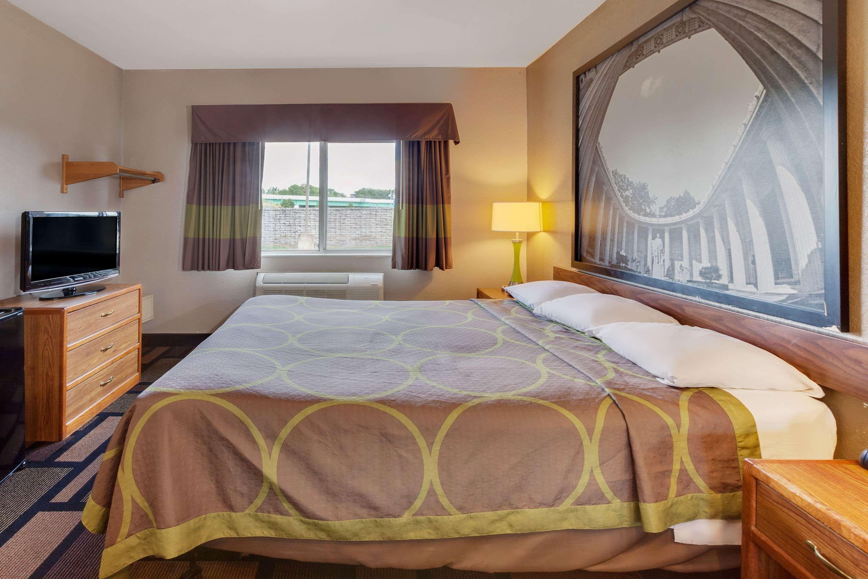 Super 8 By Wyndham Akron S/Green/Uniontown Oh Екстериор снимка