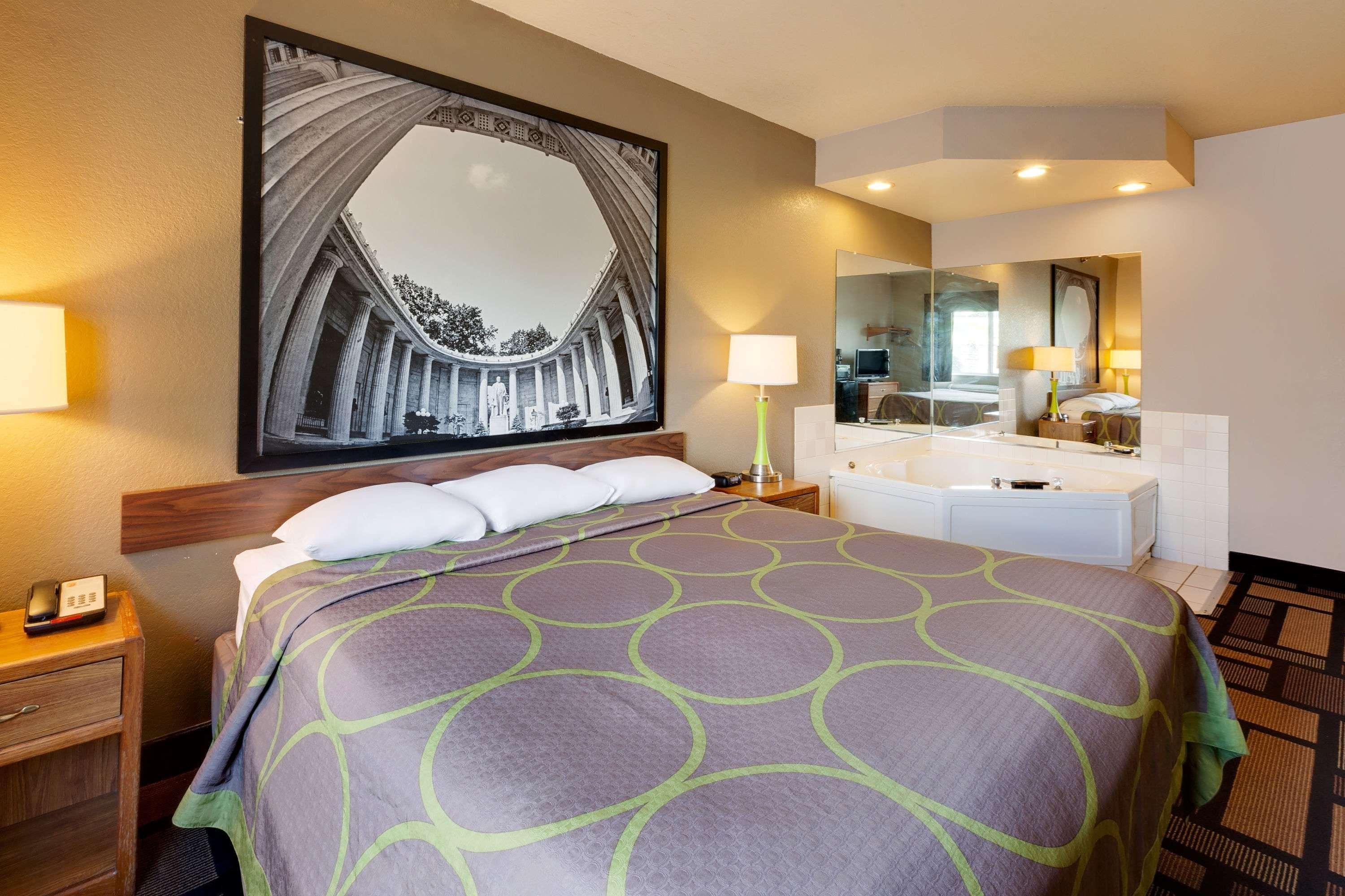 Super 8 By Wyndham Akron S/Green/Uniontown Oh Екстериор снимка